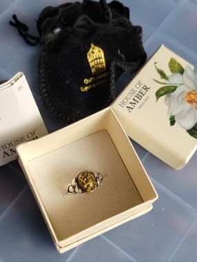 House of Amber Ring -- Cognac Amber Size 6